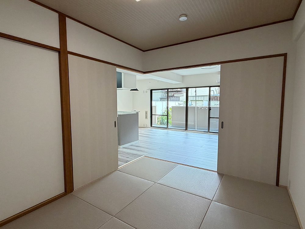 朝日プラザ伏見東和室