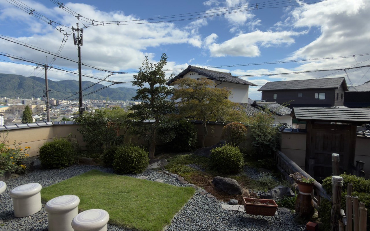 北花山山田町庭